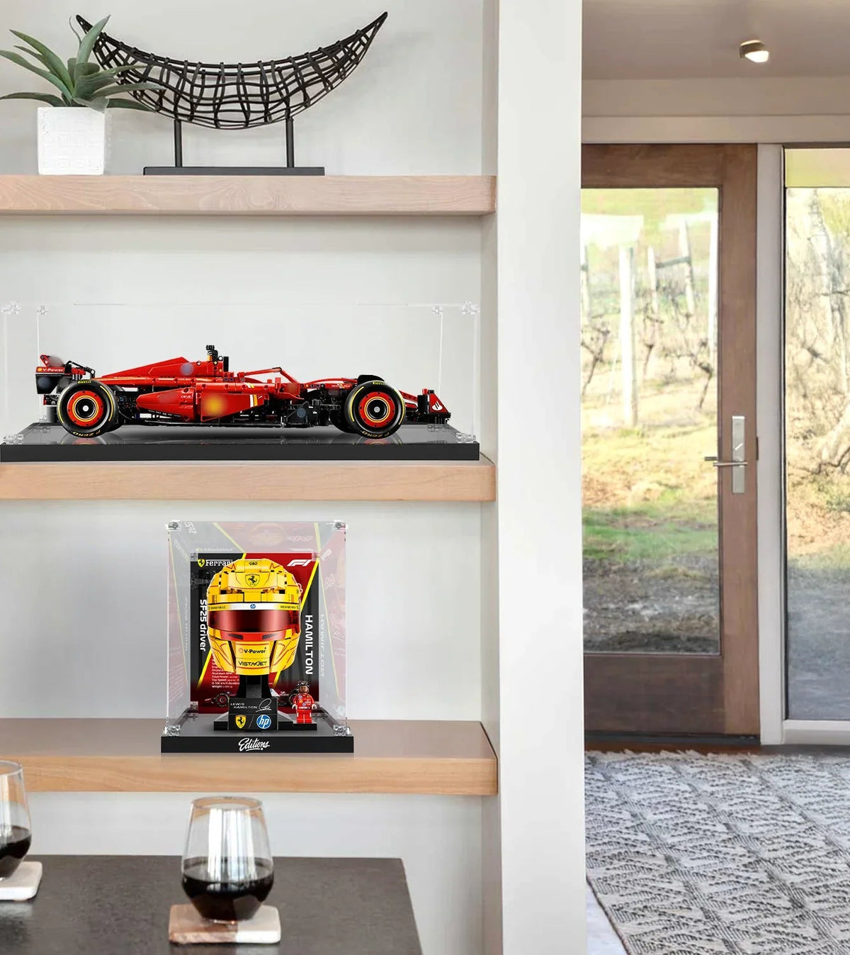 Display Case for LEGO® Ferrari HP Lewis Hamilton Helmet 43022