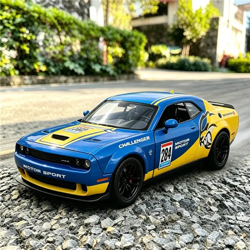 1:24 Dodge Challenger SRT Hellcat WIDEBODY