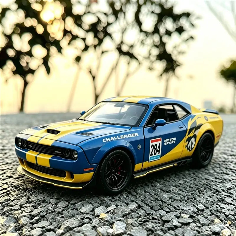 1:24 Dodge Challenger SRT Hellcat WIDEBODY