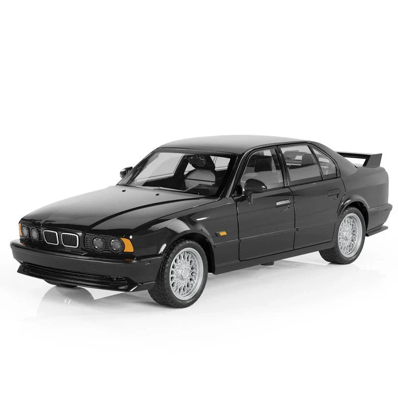 1:24 BMW M5
