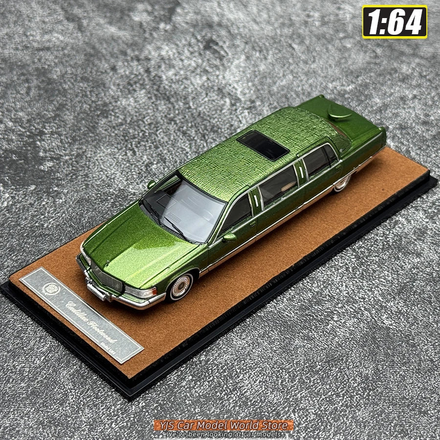 1:64 Cadillac Fleetwood