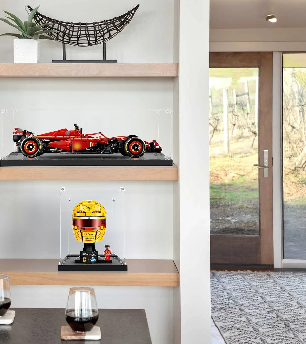 Display Case for LEGO® Ferrari HP Lewis Hamilton Helmet 43022