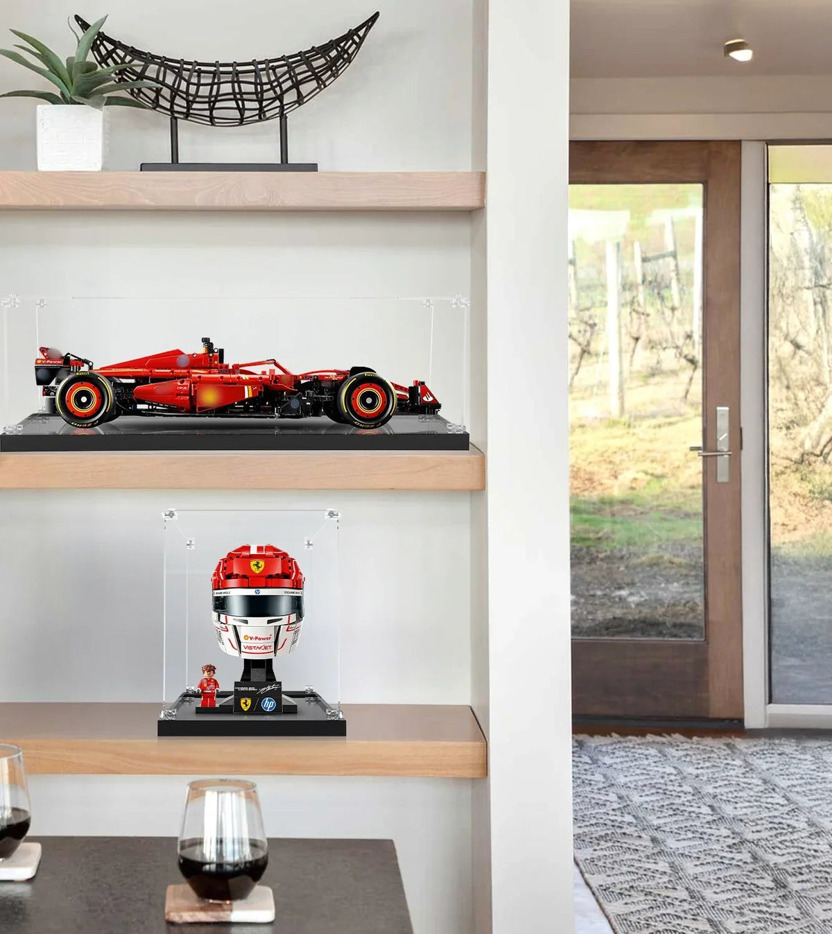 Display Case for LEGO® Scuderia Ferrari HP Charles Leclerc Helmet 43014