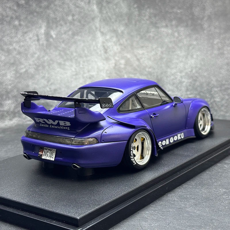 1:18 Porsche 911 2024