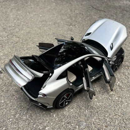 1:18 Xiaomi Yu7
