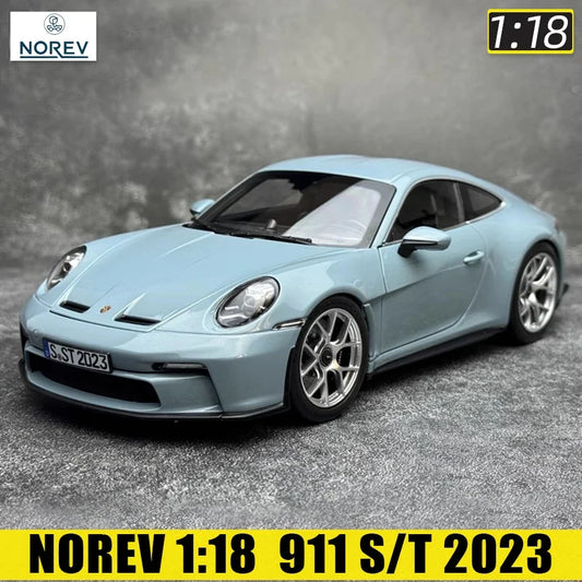 1:18 Porsche  911 S/T 2023