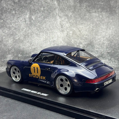 1:18 Porsche 911 STROSEK MEGA 30