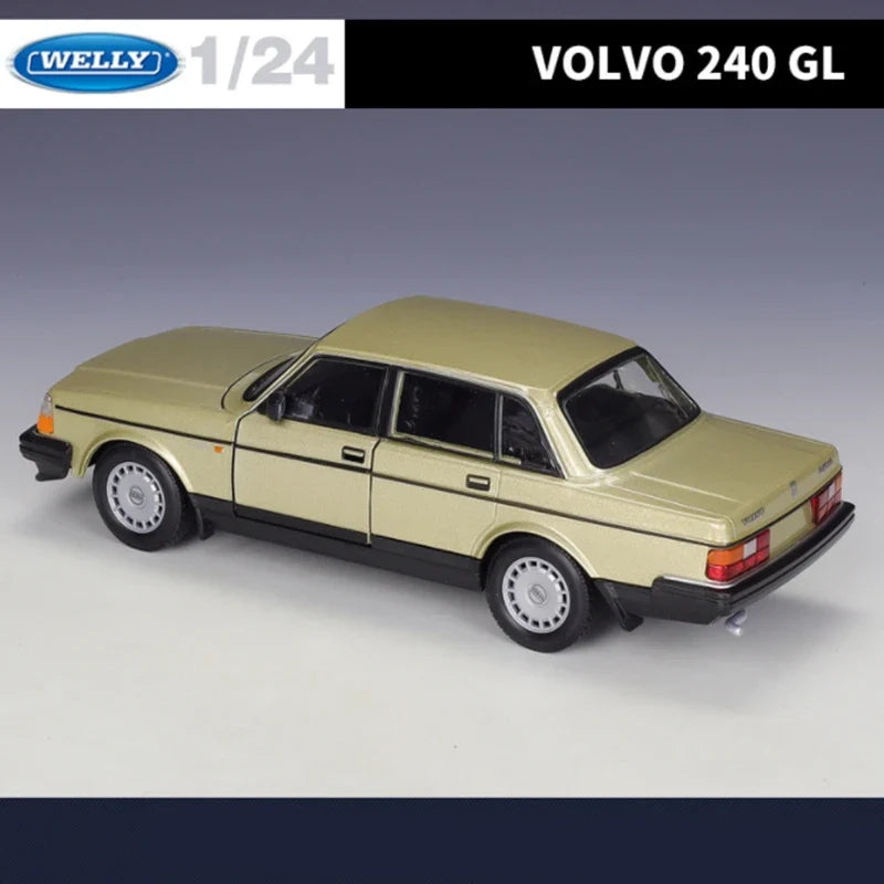 1:24 VOLVO 240 GL Sedan