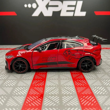 1:36 Jaguar I-PACE Coupe