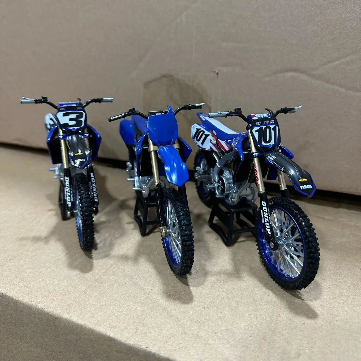 1:12 Yamaha Yz450f