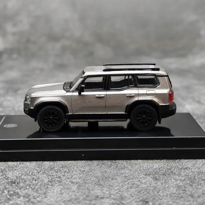 1:64 Land Cruiser LC250 2024 LC70 LC76 2014