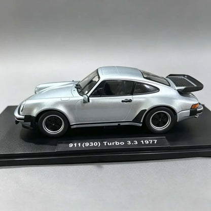 1:18 Porsche 911 930 Turbo 33 1977