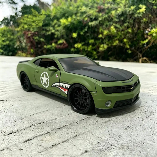 1:24 Chevrolet Camaro 2010