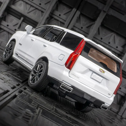 1:32 Cadillac Escalade