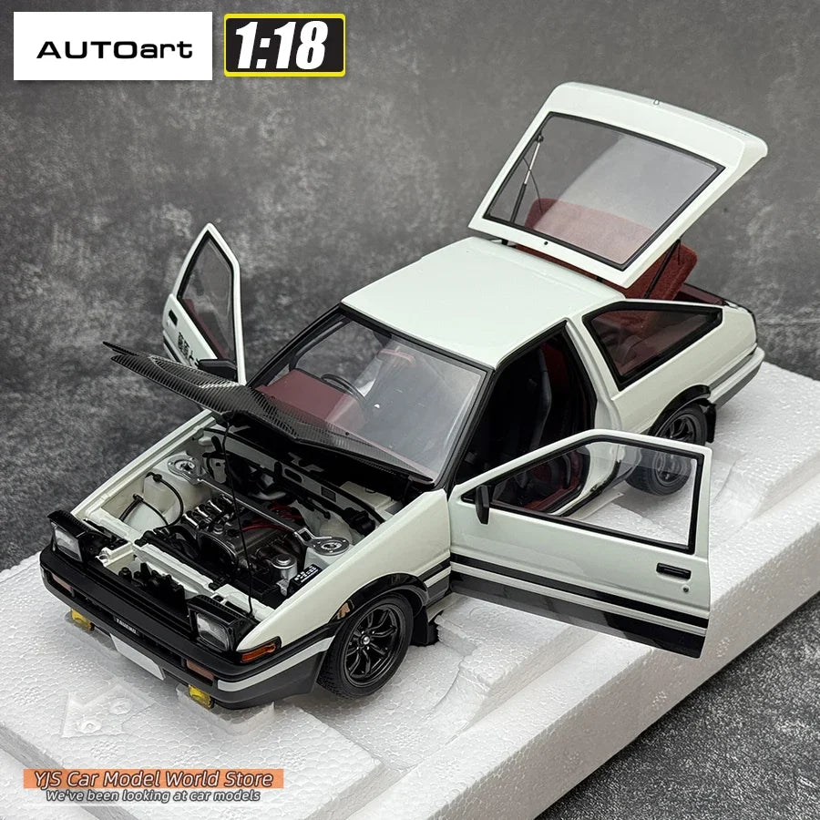 1:18 TOYOTA SPRINTER TRUENO AE86 30th ANNIVERSARY