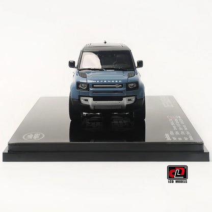 1:43 Land Rover Defender 90