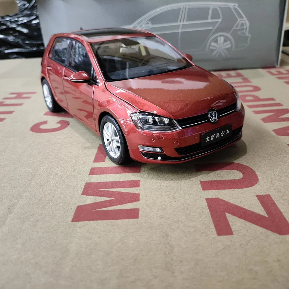 1:18 Volkswagen Golf 7 2014