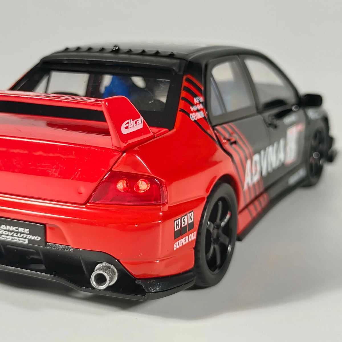 1:32 Mitsubishi Lancer Evolution EVO Track Painted