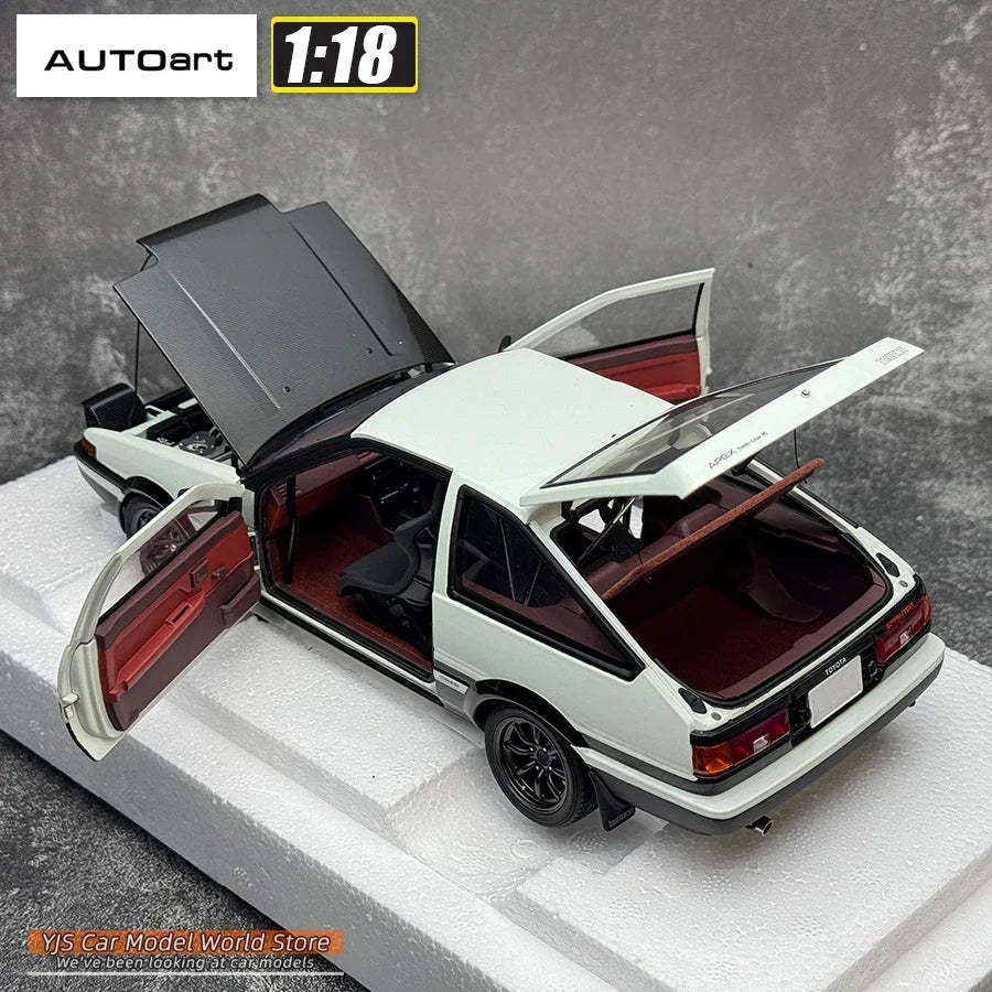 1:18 TOYOTA SPRINTER TRUENO AE86 30th ANNIVERSARY