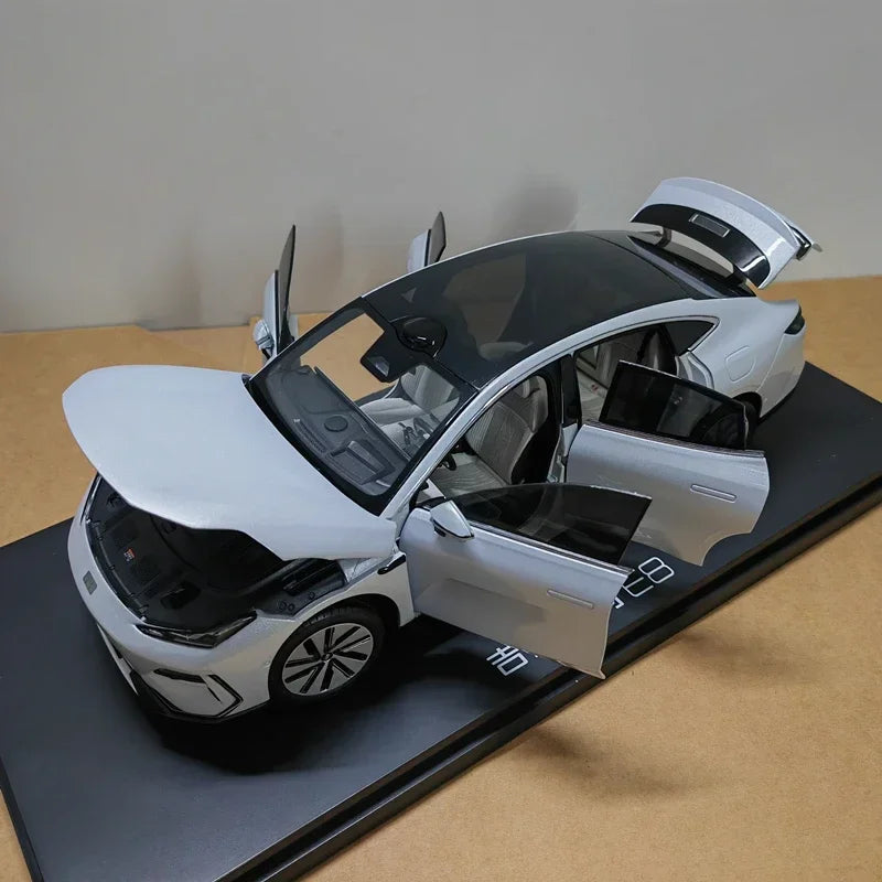 1:18 Geely Galaxy
