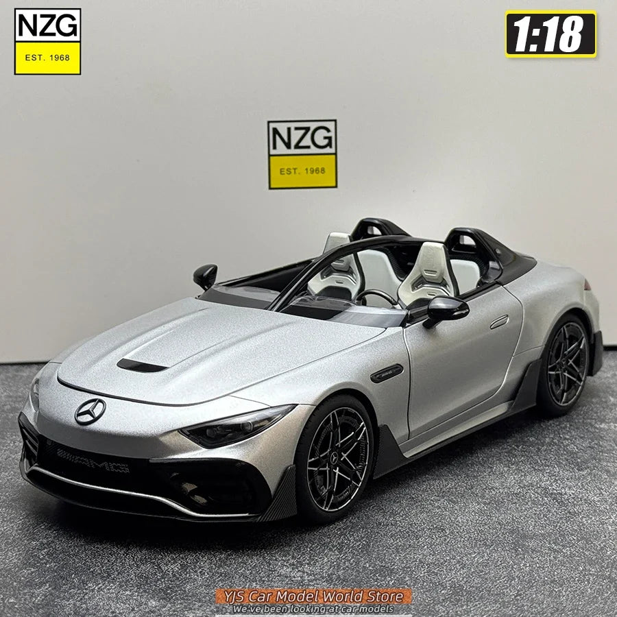 1:18 Mercedes-Benz AMG PURESPEED