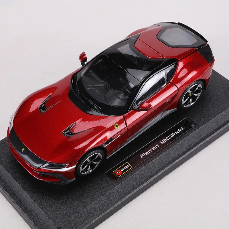 1:24 Ferrari 12 Cilindri