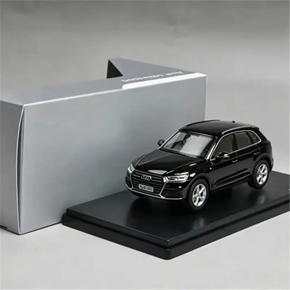 1:43 AUDI Q5 2017