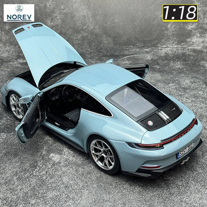 1:18 Porsche  911 S/T 2023