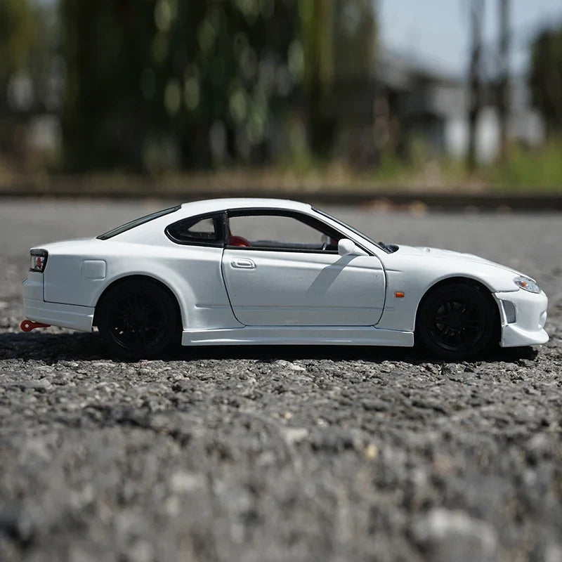 1:24 Nissan Silvia S15