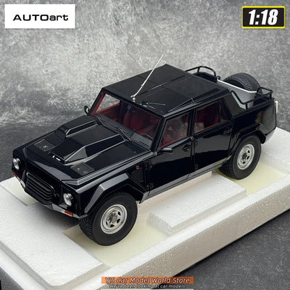 1:18 Lamborghini LM002 1986