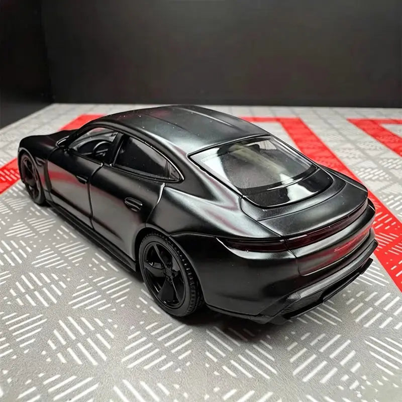 1:36 Porsche Taycan Turbo S Coupe