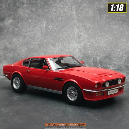 1:18 Aston Martin V8