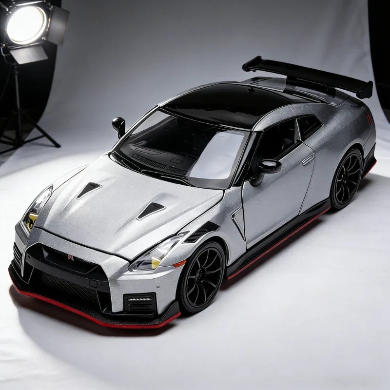 1:32 Nissan GT-R NISMO