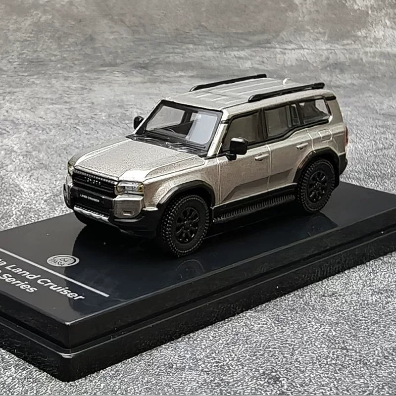 1:64 Land Cruiser LC250 2024 LC70 LC76 2014