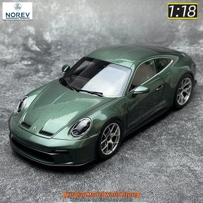 1:18 Porsche  911 S/T 2023