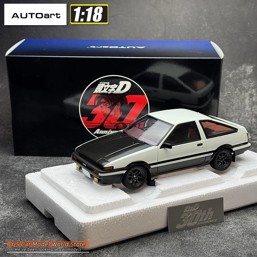 1:18 TOYOTA SPRINTER TRUENO AE86 30th ANNIVERSARY