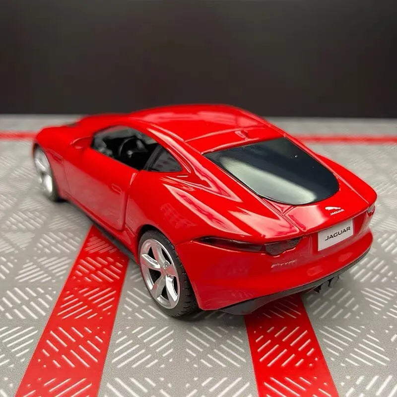 1:36 Jaguar F-TYPE Coupe