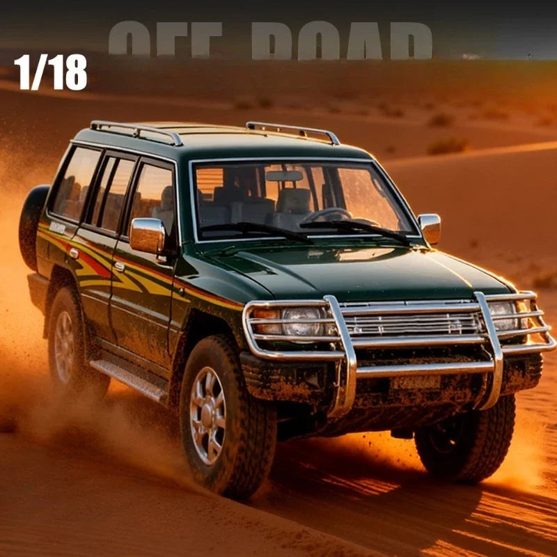 1:18 Mitsubishi Pajero