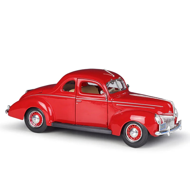 1:18 1939 Ford Deluxe