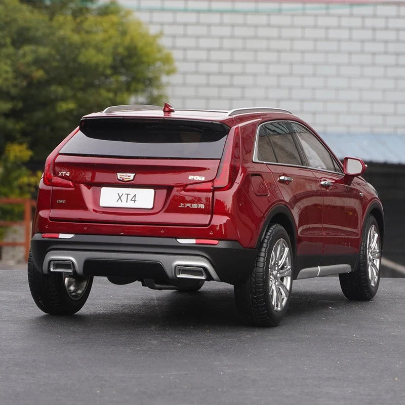 1:18 Cadillac XT4