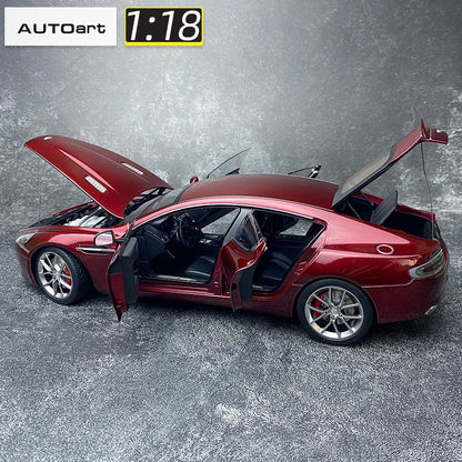 1:18 Aston Martin RAPIDE S 2015