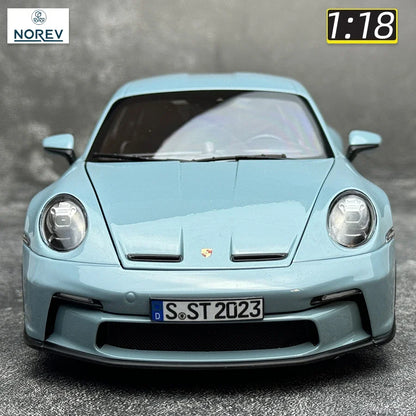 1:18 Porsche  911 S/T 2023