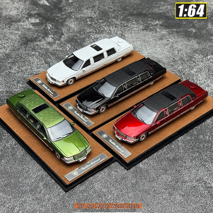 1:64 Cadillac Fleetwood