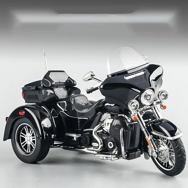 1:9 Harley Davidson CVO Tri Glide 2021 Tricycle