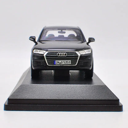 1:43 AUDI Q5 2017