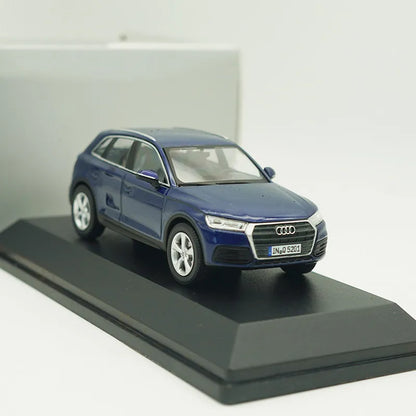 1:43 AUDI Q5 2017