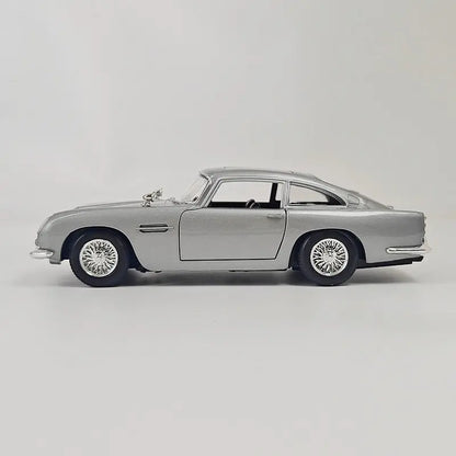 1:24 Aston Martin DB5