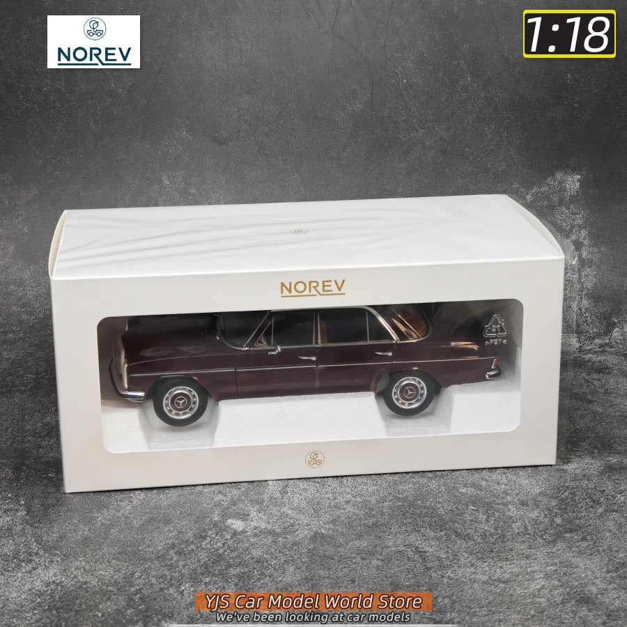 1:18 Mercedes-Benz 200 1968