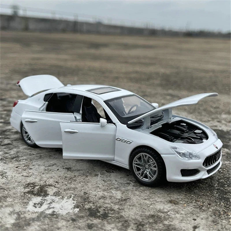 1:32 Maserati Quattroporte