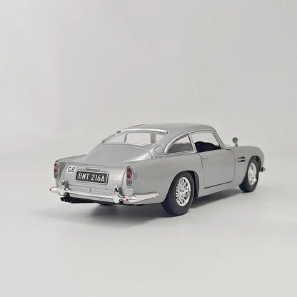 1:24 Aston Martin DB5